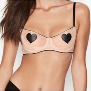 Sexy Victoria’s Secret non-padded push-up bra  w/leather heart nipple covers